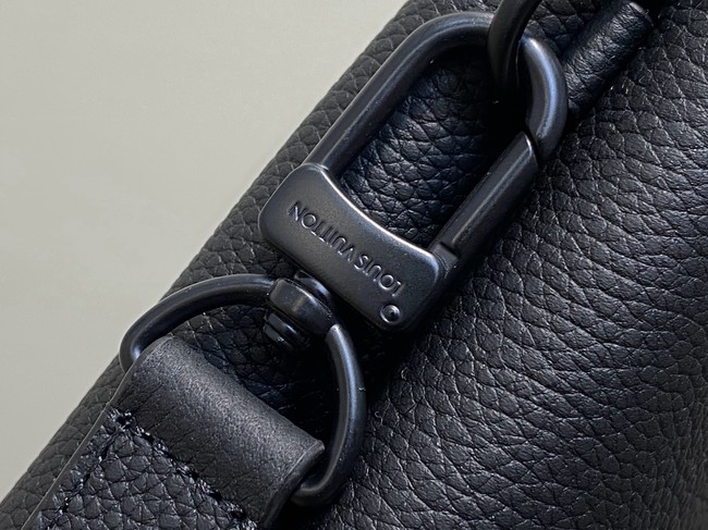 Louis Vuitton Pochette Voyage Souple M25943 black