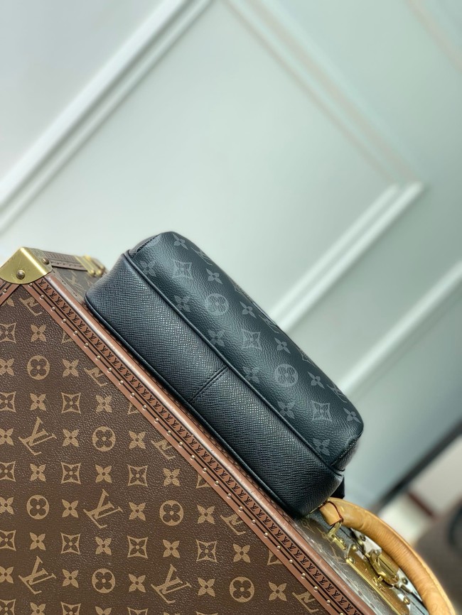 Louis Vuitton Messenger M30233 black