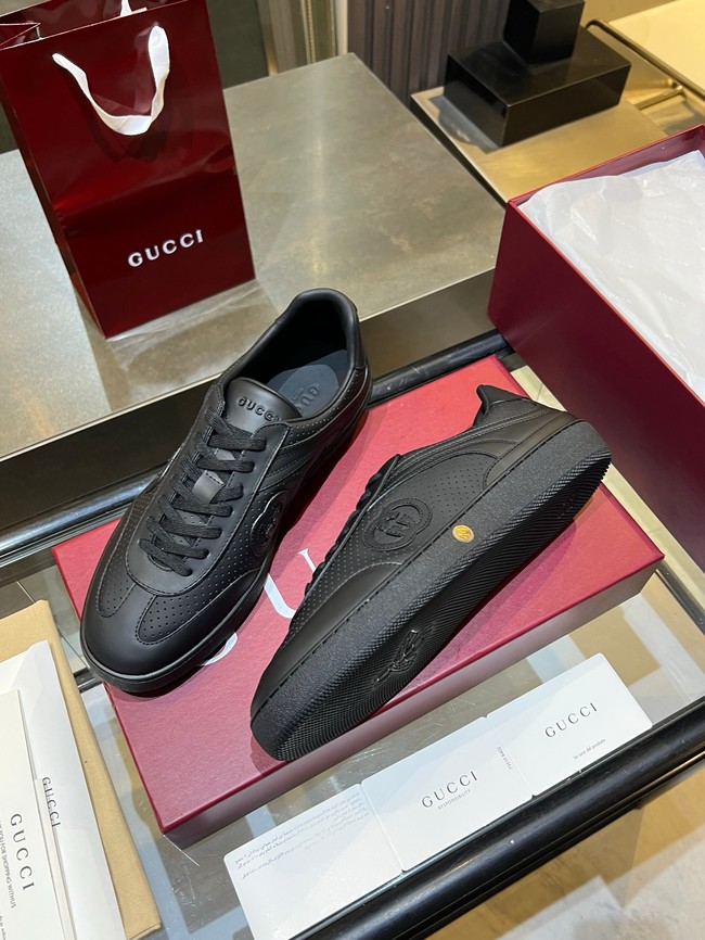 Gucci Womens sneaker 45069-8