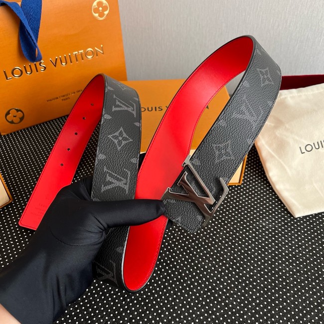 Louis Vuitton Initiales 40MM Reversible M9047