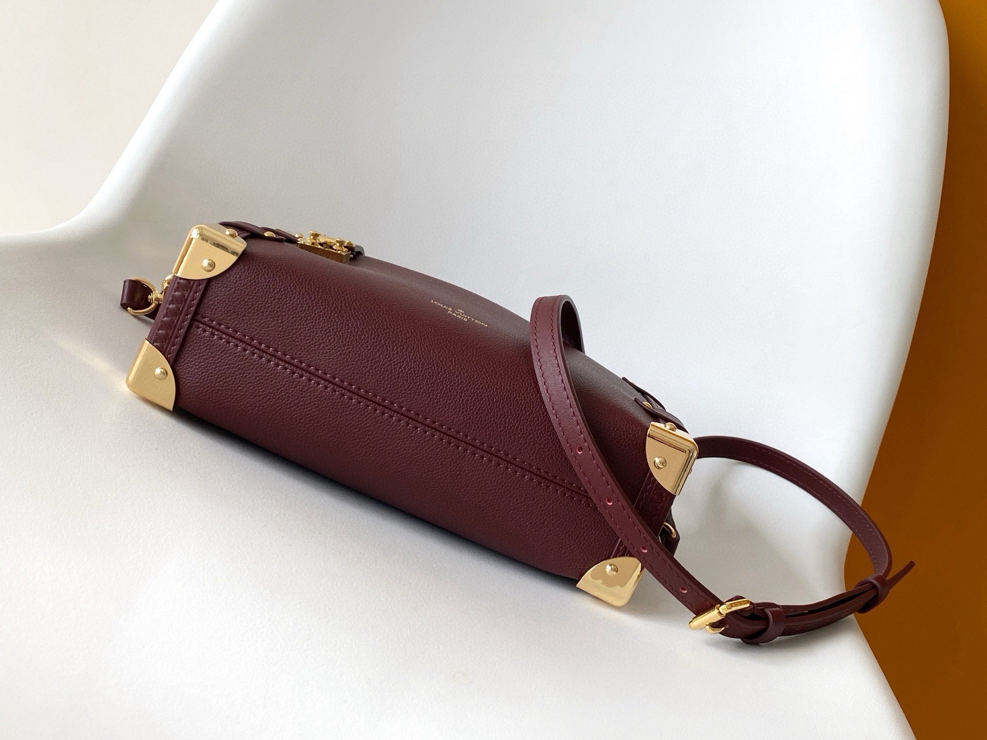 Louis Vuitton Monogram Original Leather Bag M25669 Wine Louis Vuitton Monogram Original Leather Bag M25669 Wine