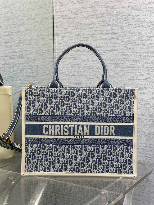 Medium Dior Book Tote Dior Oblique Embroidery and Calfskin M1324CZ-2
