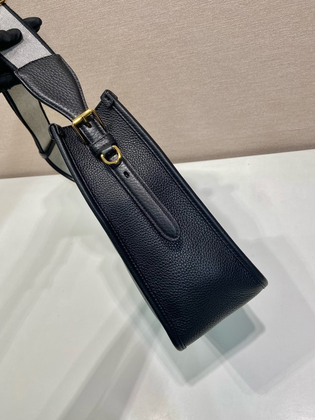 Prada Leather bag with shoulder strap 1BC073 black