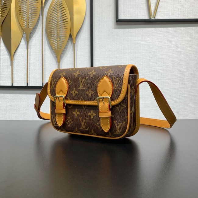 Louis Vuitton Satchel Wearable Wallet M26805