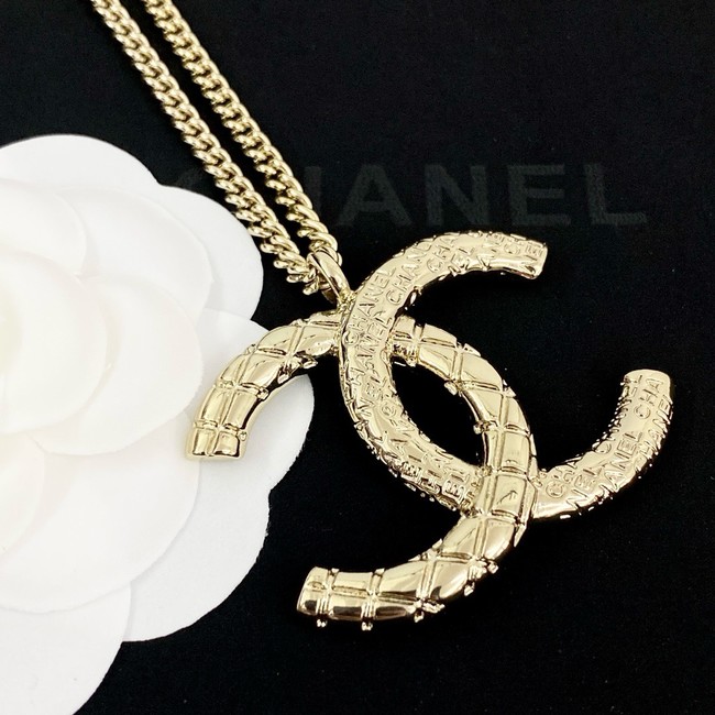 Chanel necklace CE81601