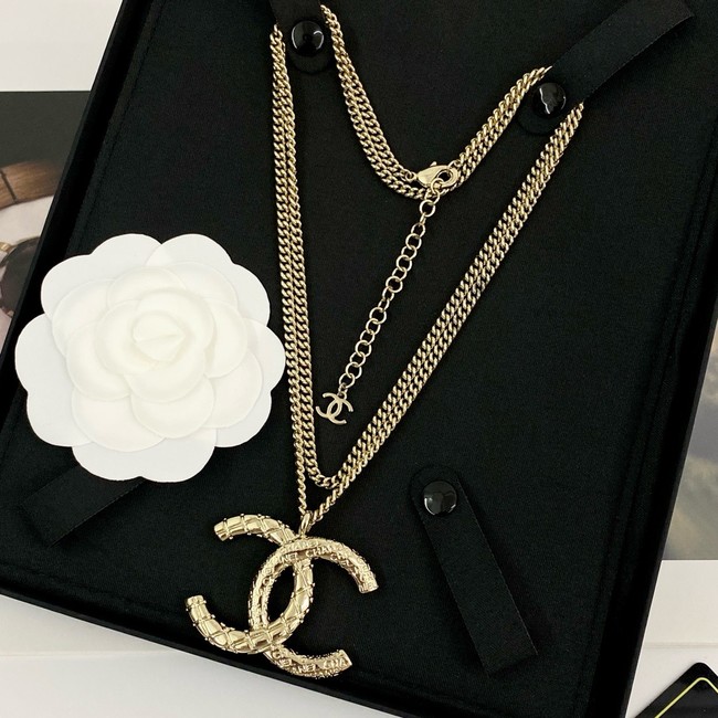 Chanel necklace CE81601