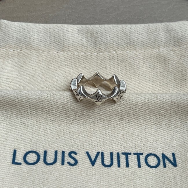 Louis Vuitton ring CE81619