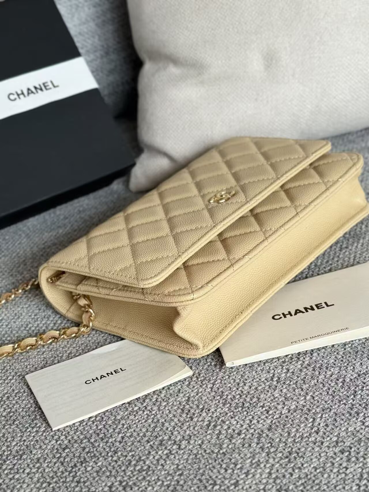 Chanel WOC Original Caviar Leather Flap cross-body bag CF33814 Beige Gold chain Chanel WOC Original Caviar Leather Flap cross-body bag CF33814 Beige Gold chain
