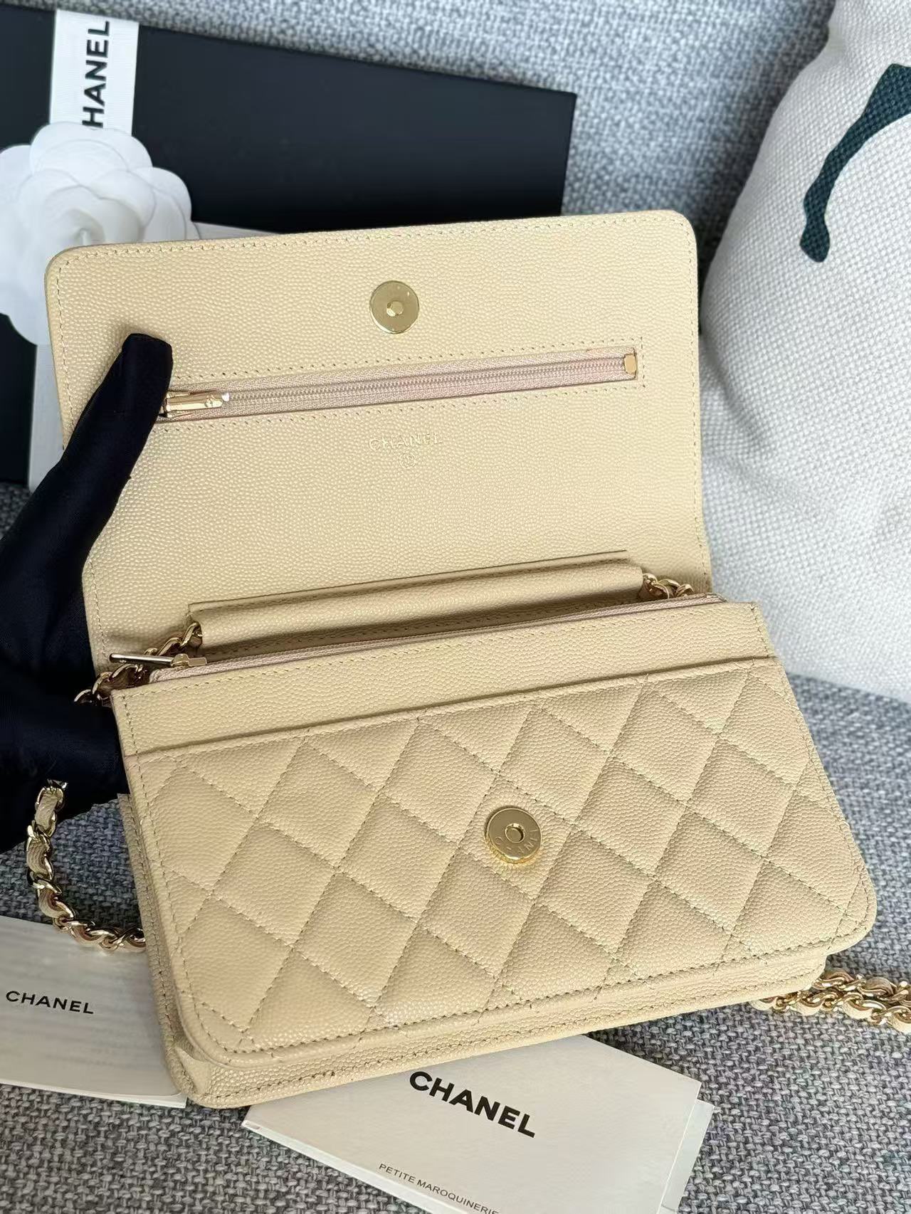 Chanel WOC Original Caviar Leather Flap cross-body bag CF33814 Beige Gold chain Chanel WOC Original Caviar Leather Flap cross-body bag CF33814 Beige Gold chain