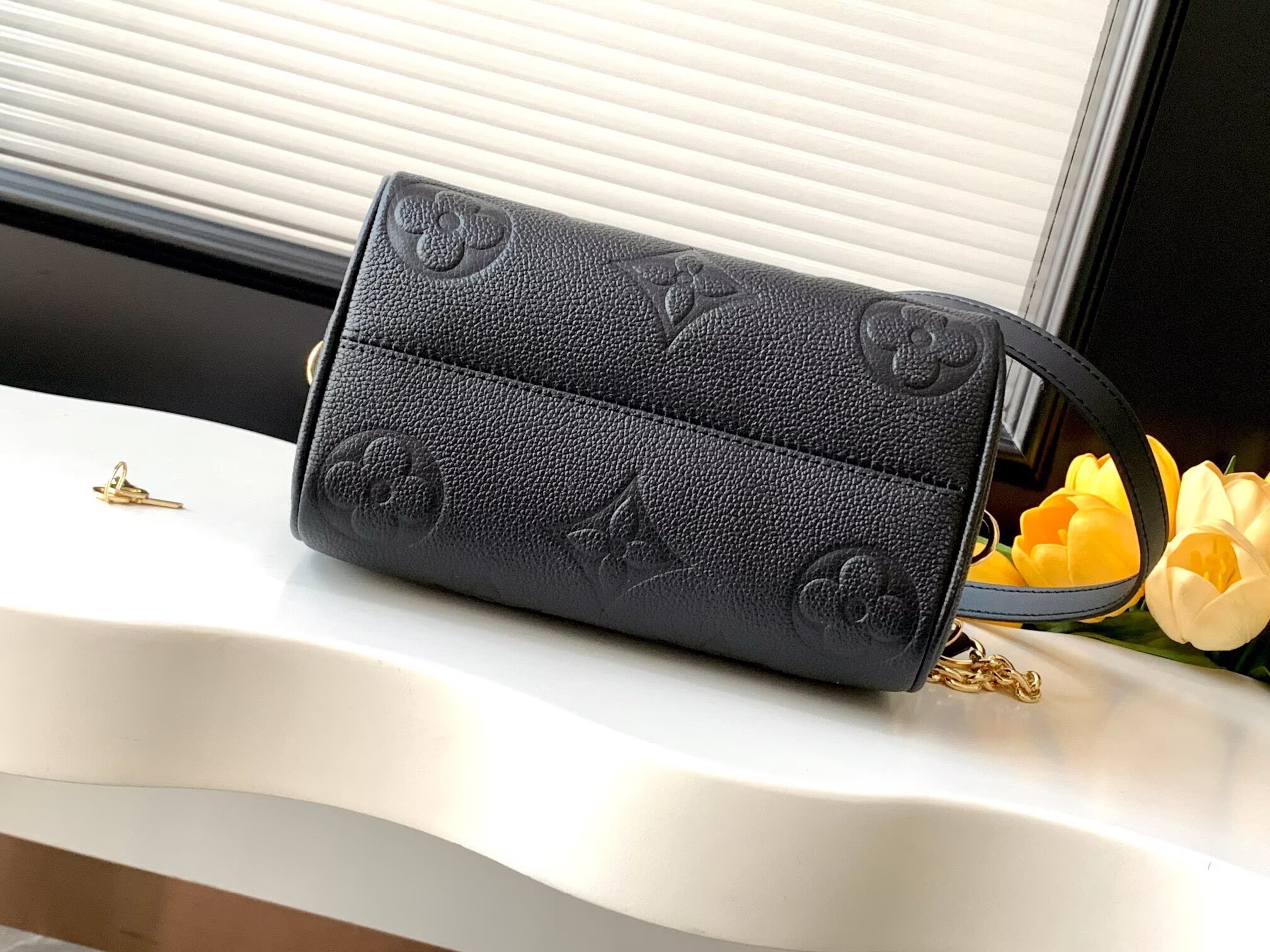 Louis Vuitton Speedy Bandouliere 25 M14043 Black Louis Vuitton Speedy Bandouliere 25 M14043 Black