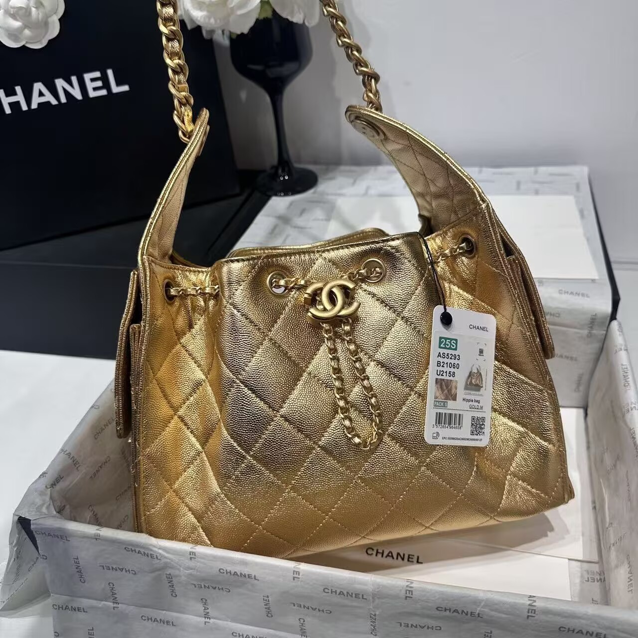 CHANEL 25 SMALL HANDBAG AS5293 New Gold CHANEL 25 SMALL HANDBAG AS5293 New Gold
