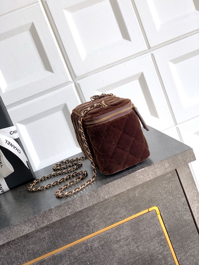 CHANEL velvet Vanity with Chain AP3940 Coffee