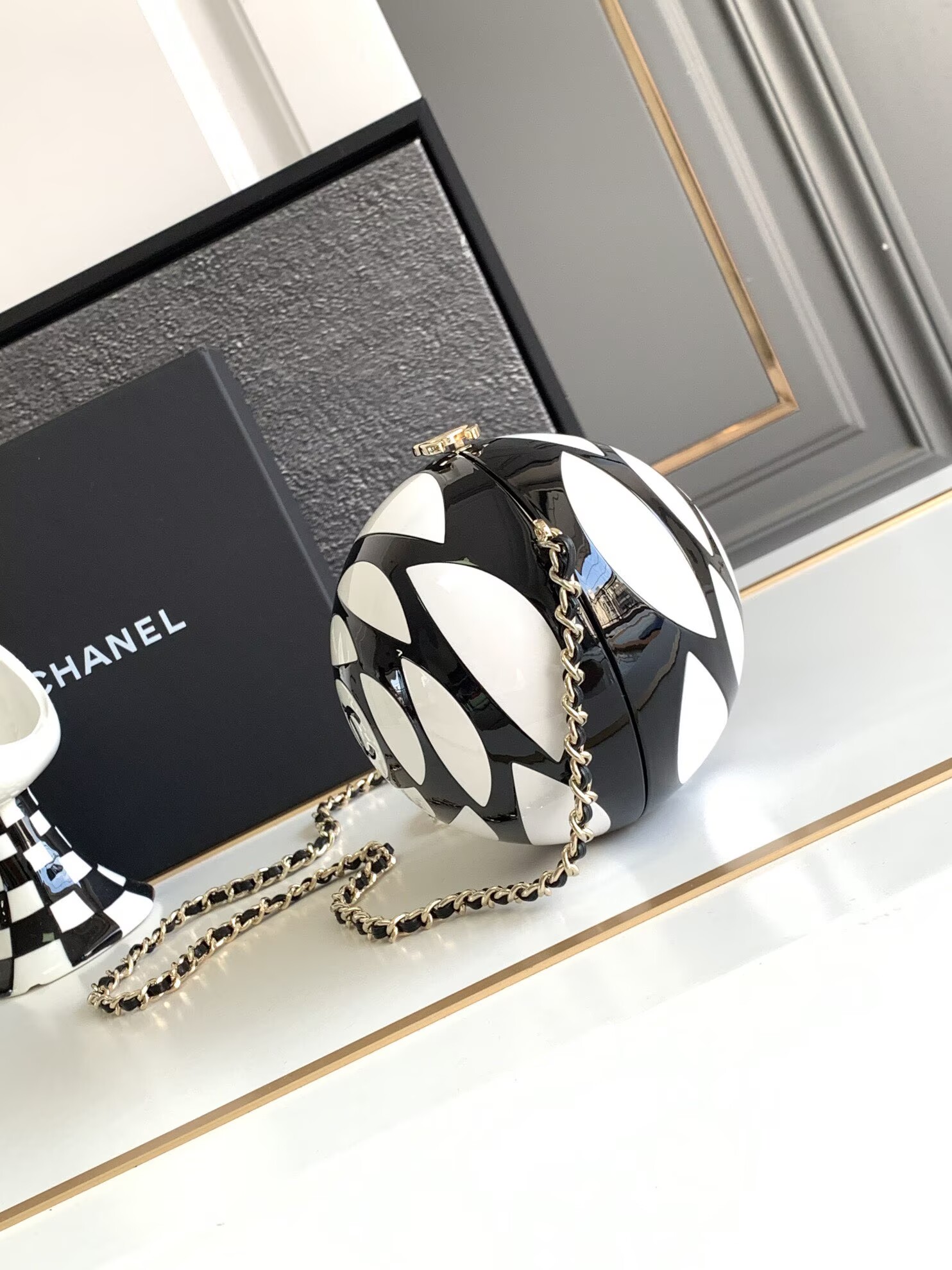 Chanel Camellia Mini Ball Bag 63029 White&Black