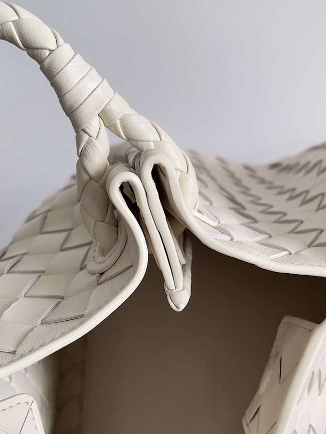 Bottega Veneta Parachute 826212 Sea salt&Brass finish