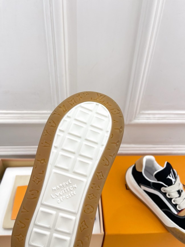 Louis Vuitton Trainer Sneaker 87213-8