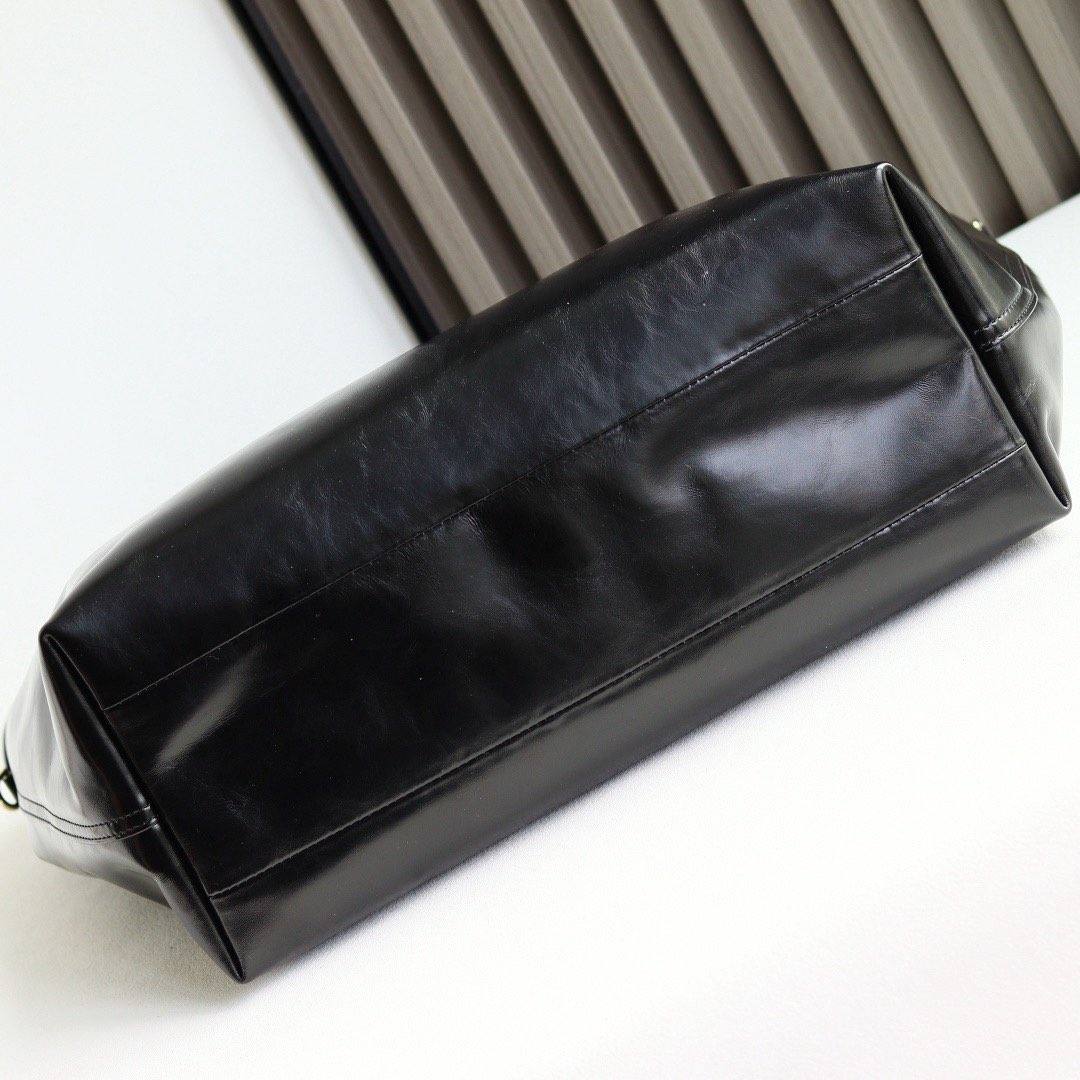 Gucci Giglio Original Oiled Leather large tote GG bag 853971 Black