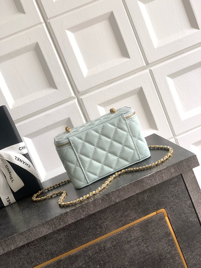CHANEL 26C Vanity with Chain AP3940 light blue