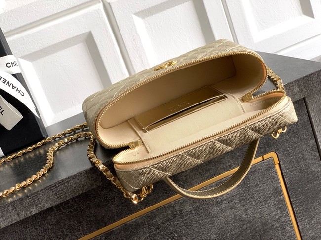 Chanel Vanity with Chain 26C AP4936 gold