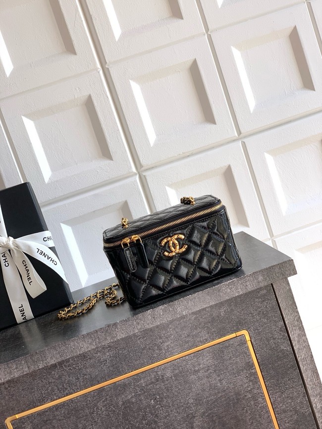CHANEL 26C Vanity with Chain AP3940 black