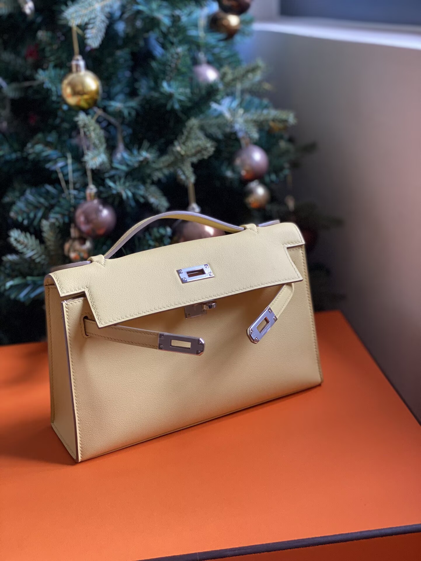 Hermes Original Swift Leather Mini Kelly K22CM H23560 Light yellow Hermes Original Swift Leather Mini Kelly K22CM H23560 Light yellow