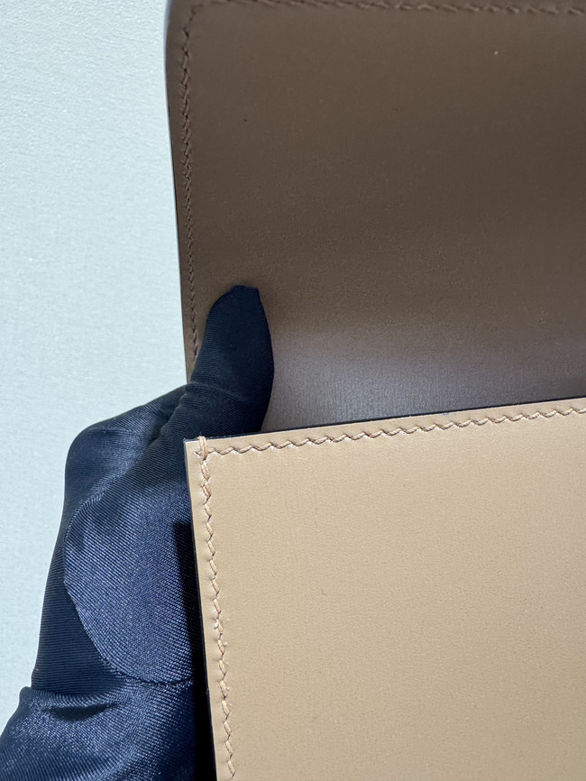 Hermes swift Leather Clutch 37568 Apricot Hermes swift Leather Clutch 37568 Apricot