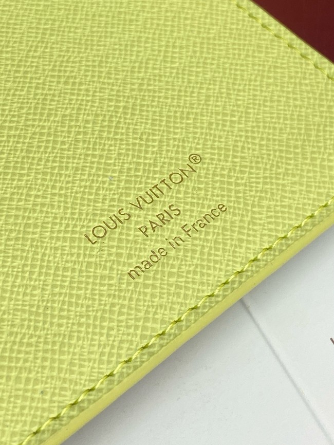 Louis Vuitton Passport Cover M28040 Pistachio