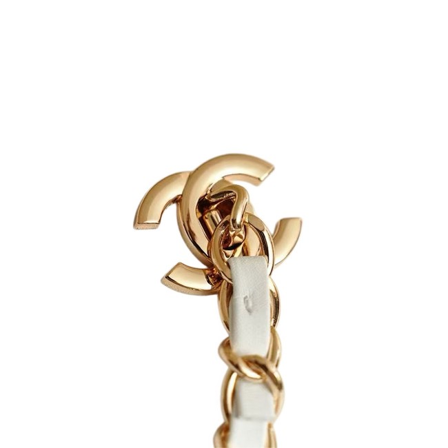 CHANEL Shoulder Bag 66971 white