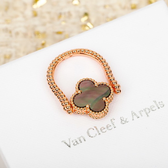 Van Cleef & Arpels ring CE81874