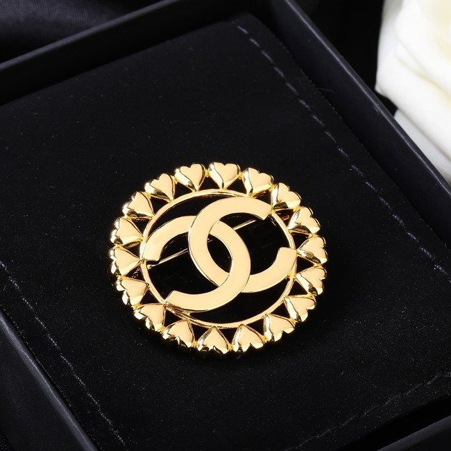 Chanel brooch CE81920