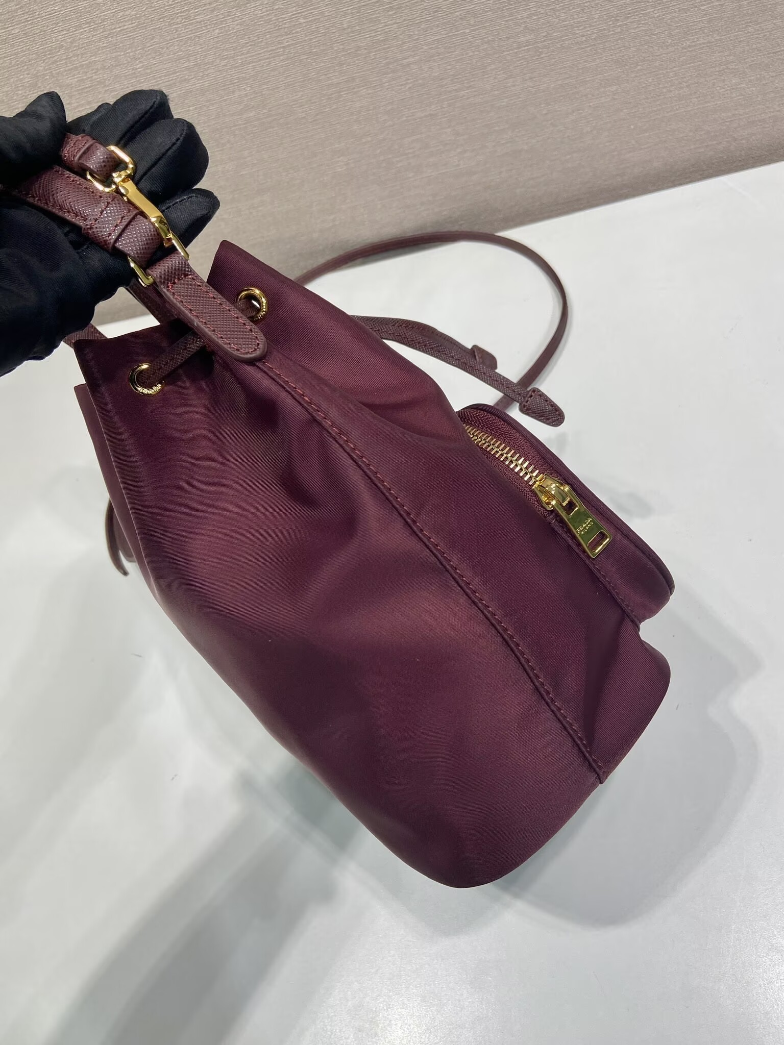Prada Re-Edition nylon Tote bag 81166 Burgundy Prada Re-Edition nylon Tote bag 81166 Burgundy