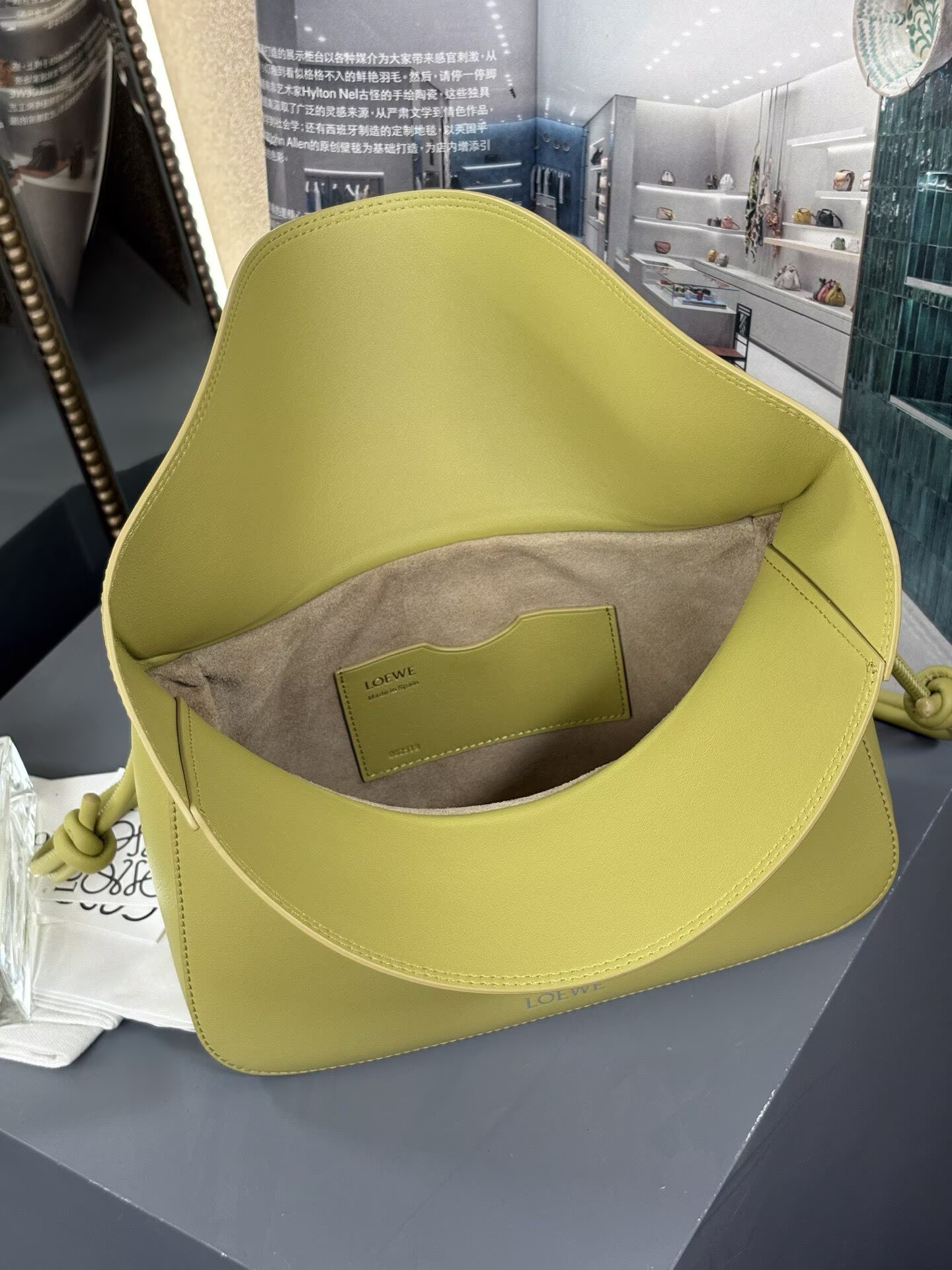 Loewe Ola Original Leather Fashion Handbag L53012 Lemo Loewe Ola Original Leather Fashion Handbag L53012 Lemo