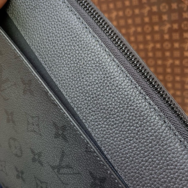 Louis Vuitton Pochette Voyage Souple M26741 black