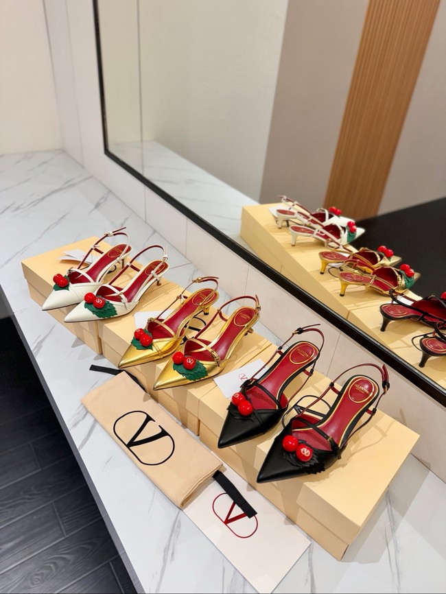 Valentino WOMENS Sandals 66968-2