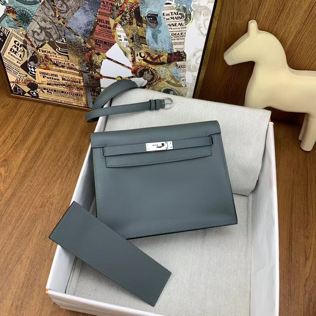 Hermes Kelly Danse Original Evercolor Leather 22CM KL22 Almond Green Silver-Tone