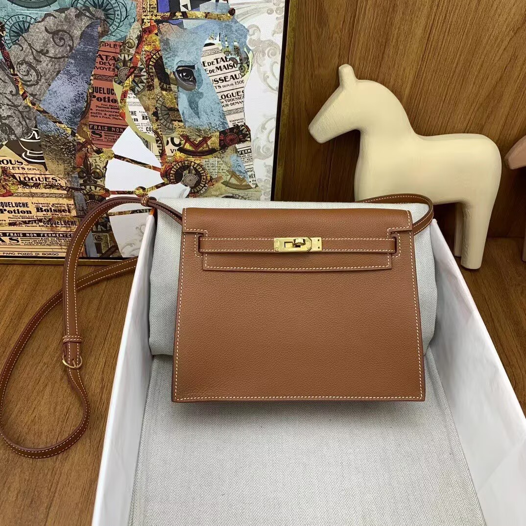 Hermes Kelly Danse Original Evercolor Leather 22CM KL22 Brown Gold-Tone Hermes Kelly Danse Original Evercolor Leather 22CM KL22 Brown Gold-Tone